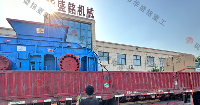 鐵礦石液壓對輥破碎機的維護成本如何？工作原理是什么？